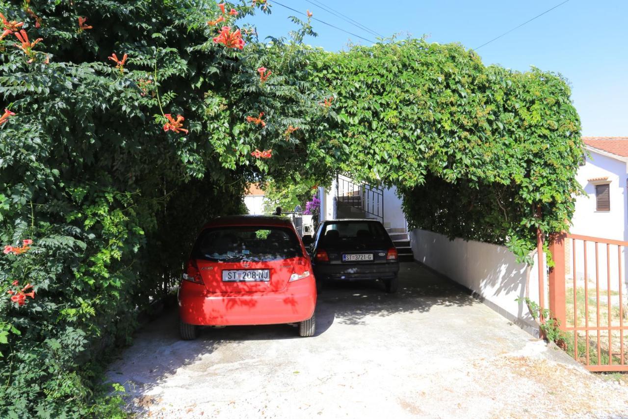 Apartment Okrug Gornji 1069A Trogir Exterior foto